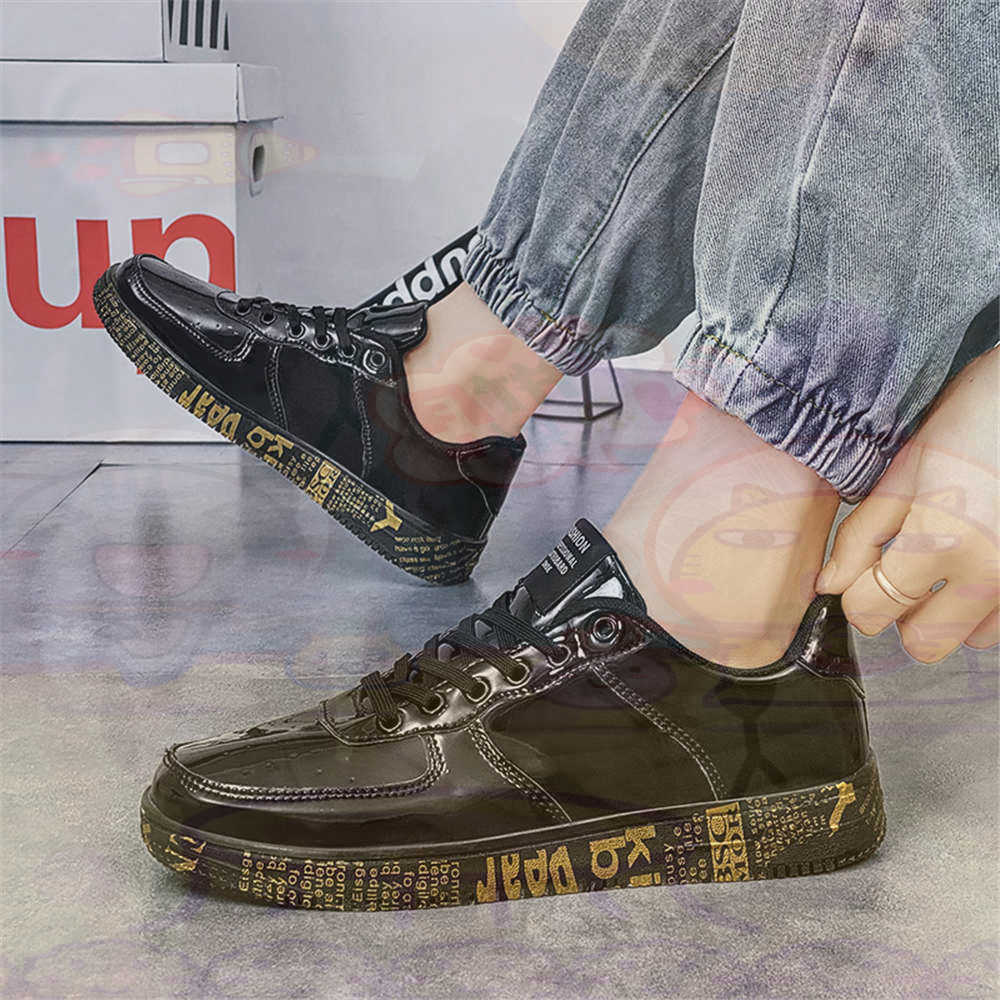 Round Foot Size 45 Sneakers Wh - огляд і ціна Young Men'S Grooming Kit