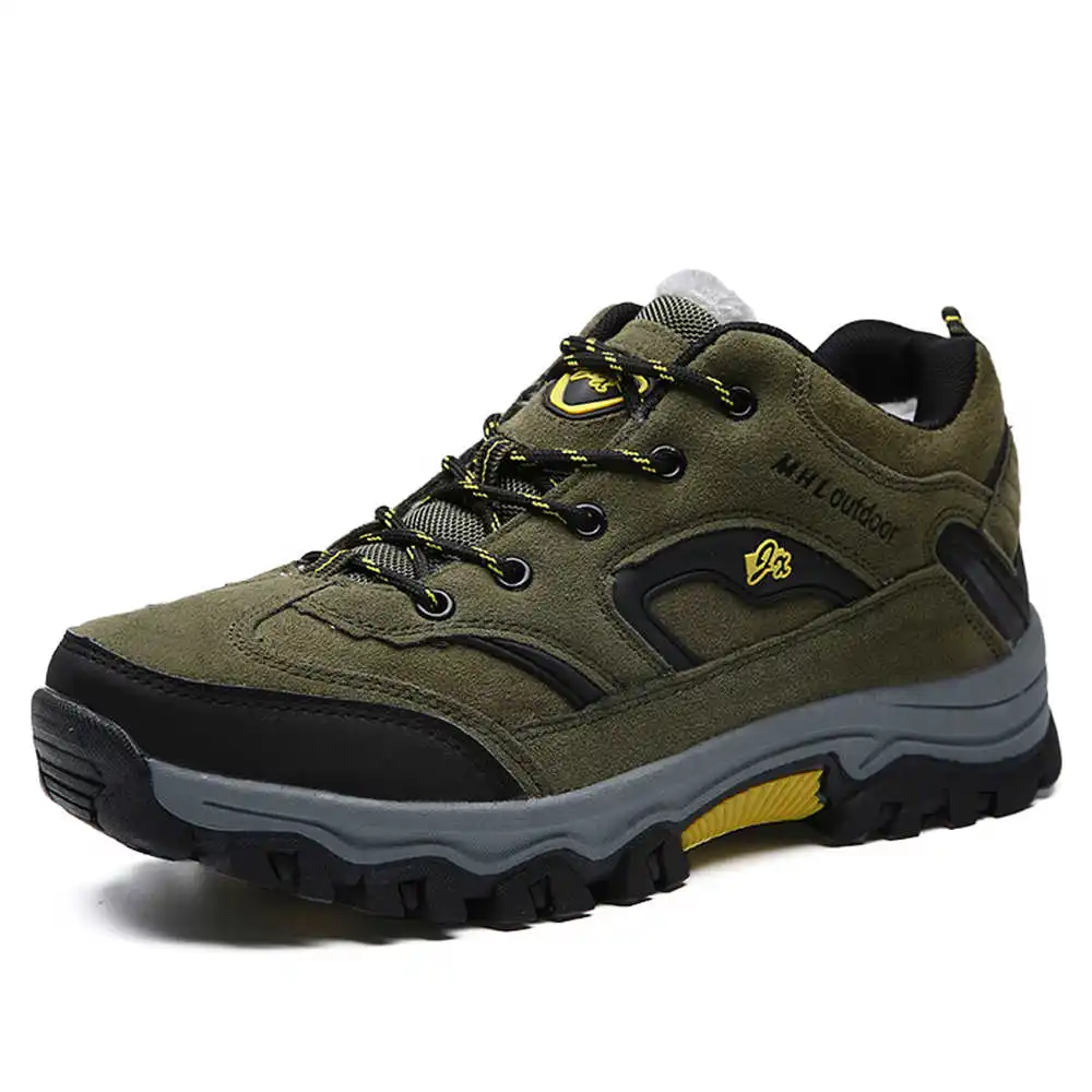 Camp Cotton Hiking Shoes For M - огляд і ціна Young Men'S Grooming Kit